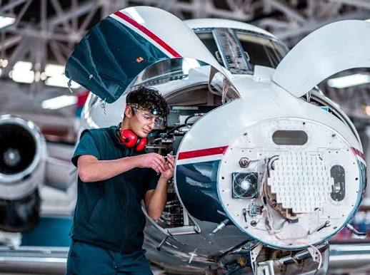 Students learning in aviation environment